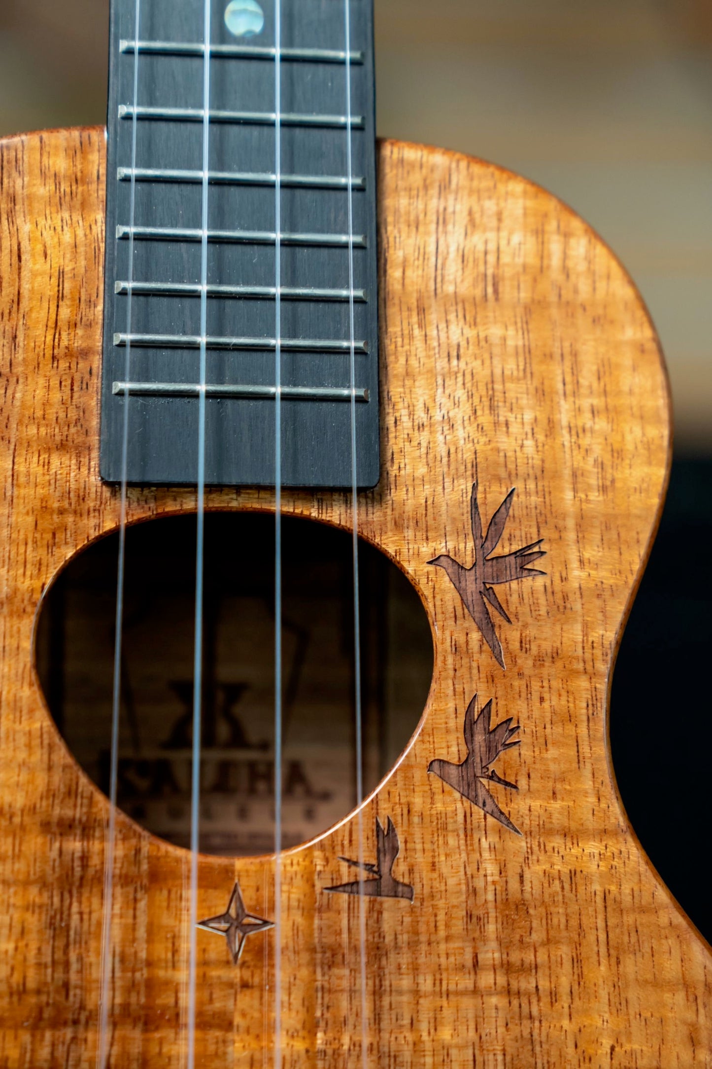 KCM-00NM1 Concert Birds of Paradise