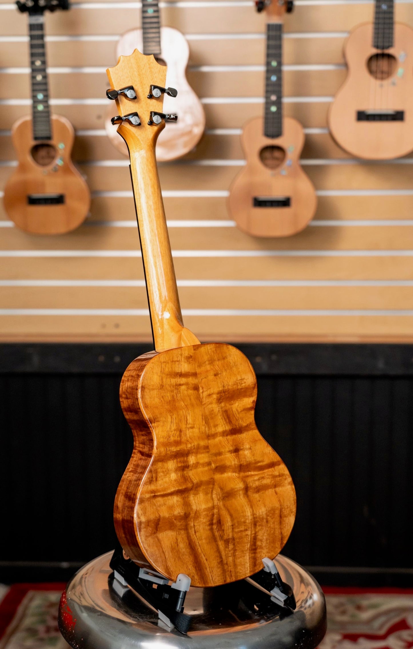 KTM-00NM Tenor Birds of Paradise Cedar top